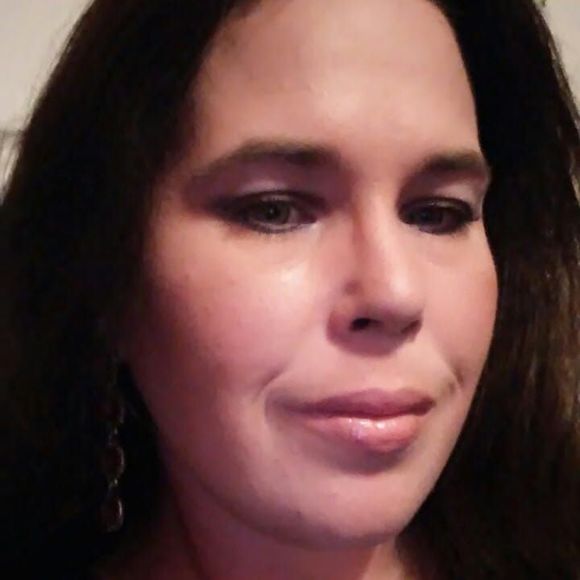 Meet your Posher, Kimberly - Picture 1 of 1